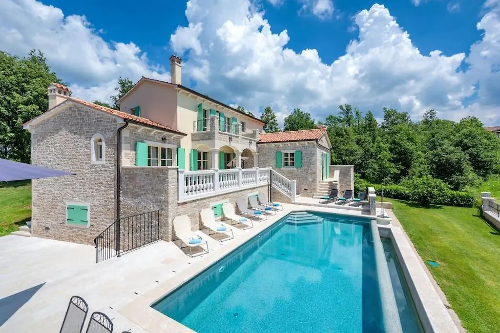 Villa Valffiorita Pazin