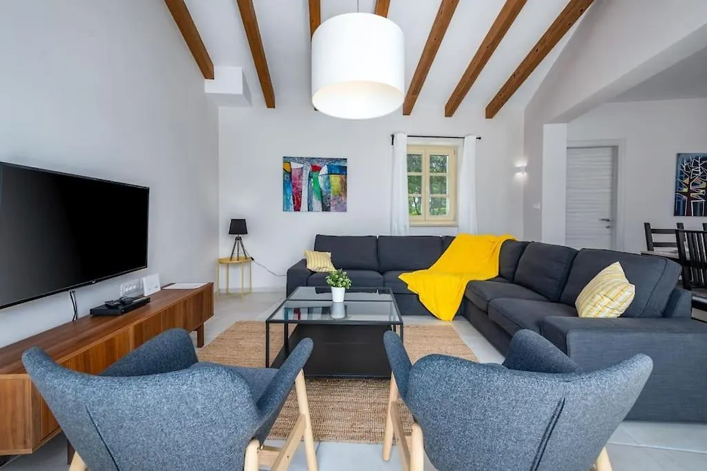 Villa Valffiorita Pazin 0*,  Croatia