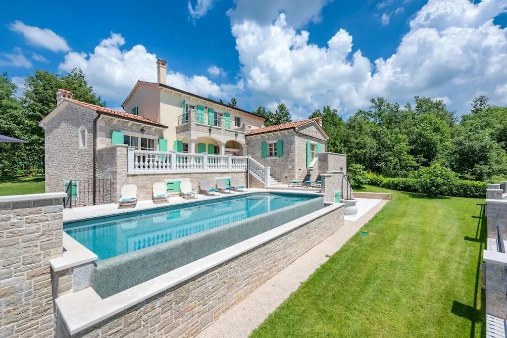 Villa Valffiorita Pazin