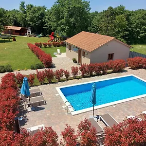Guest house Flora, Pazin